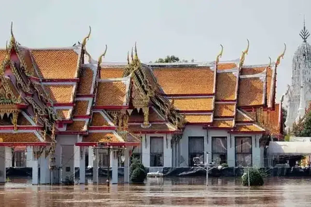 La vibrante Bangkok, dello straordinario Fiume Kwai e...