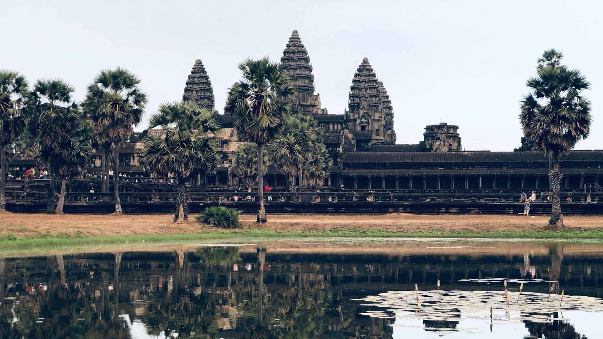 Cambogia autentica: da Phnom Penh ad Angkor, passando...