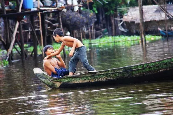 Giorno 6 - Da Battambang a Phnom Penh, costeggiando il Tonle Sap