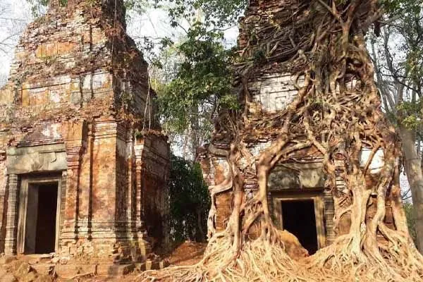Giorno 7 - Templi di Beng Mealea e Koh Ker